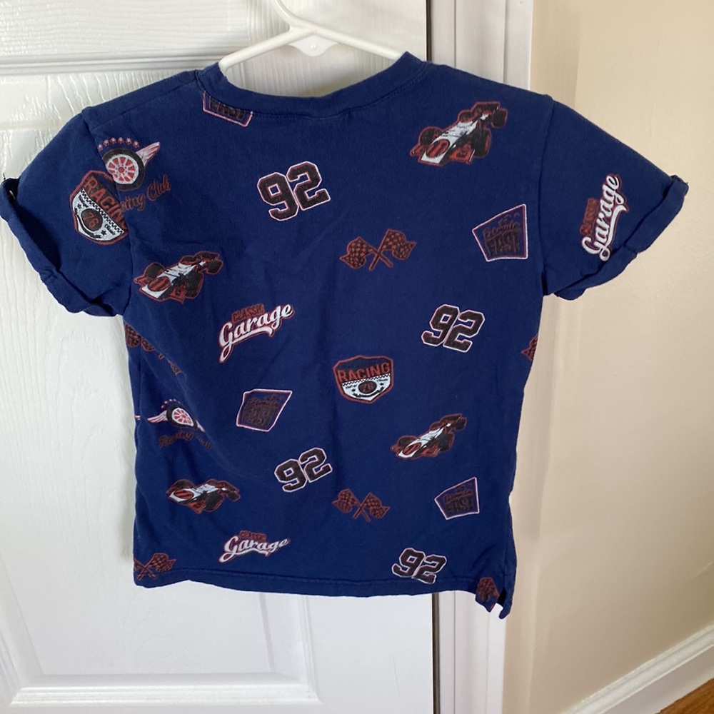 Boys racing shirt that was a gift from someone in Colombia - Picture 5 of 6